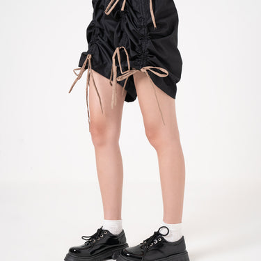 SUCATTA - CARL RUCHED SHORTS IN BLACK